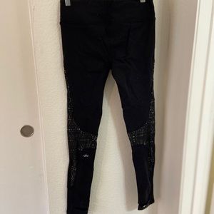 ALO leggings